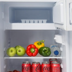 Sia White Icebox Fridge 83L